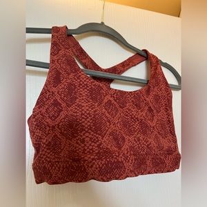 Athleta Ultimate Sports Bra (High Impact) - Size M